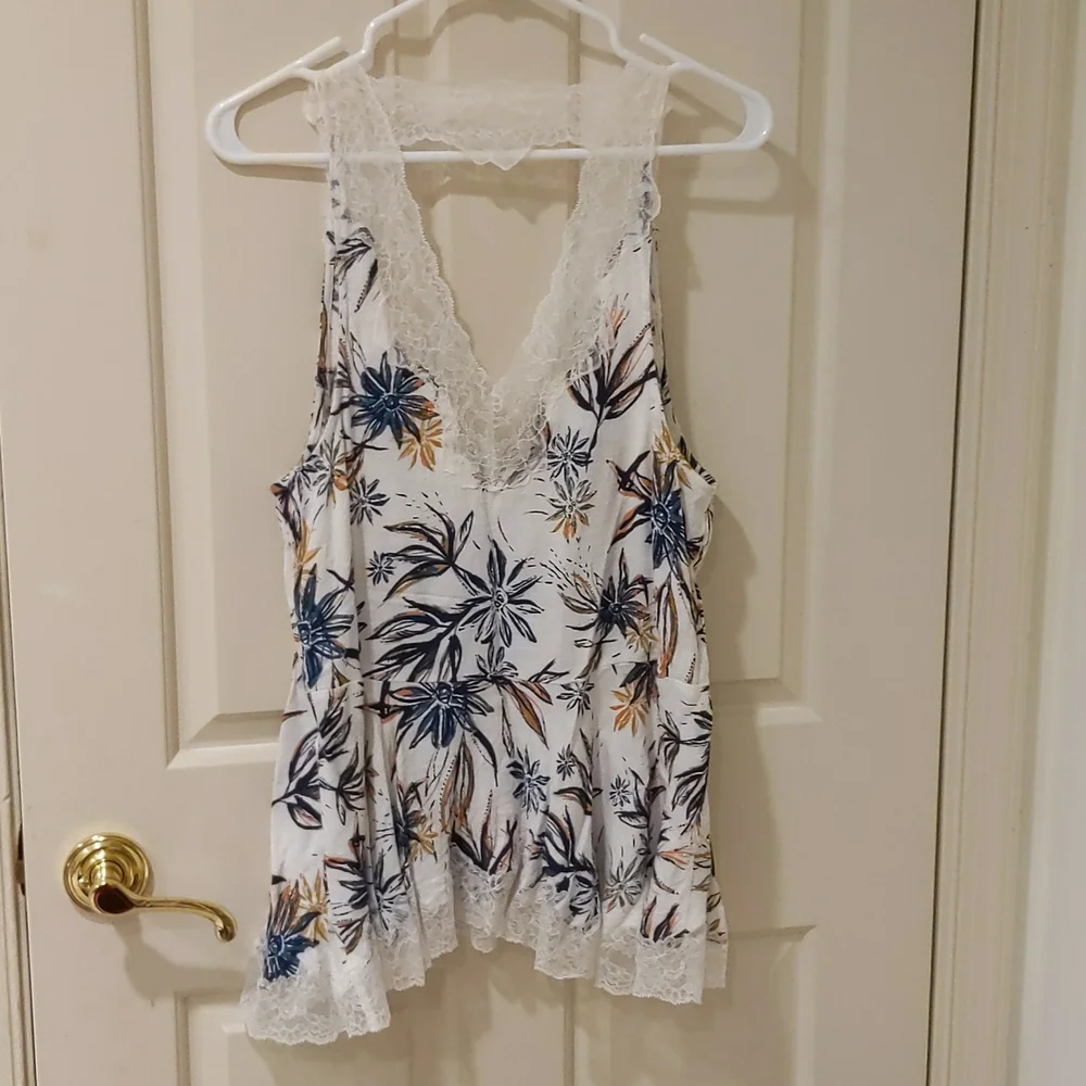 Free People White Floral Lace-Trim Camisole